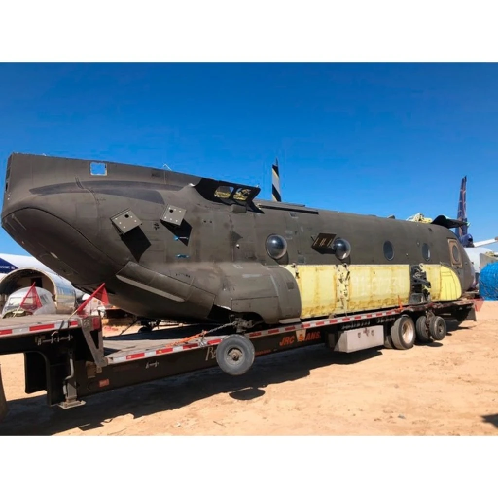 Plane Tag Chinook CH-47 - Military Green 4 Plane Tag Chinook CH-47 - Military Green - Image 2