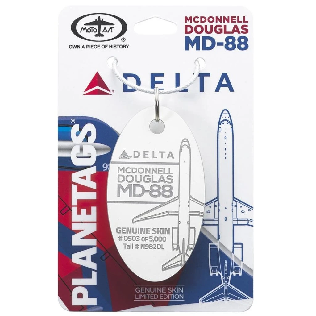 Plane Tag Delta MD-88 - White 3 Plane Tag Delta MD-88 - White