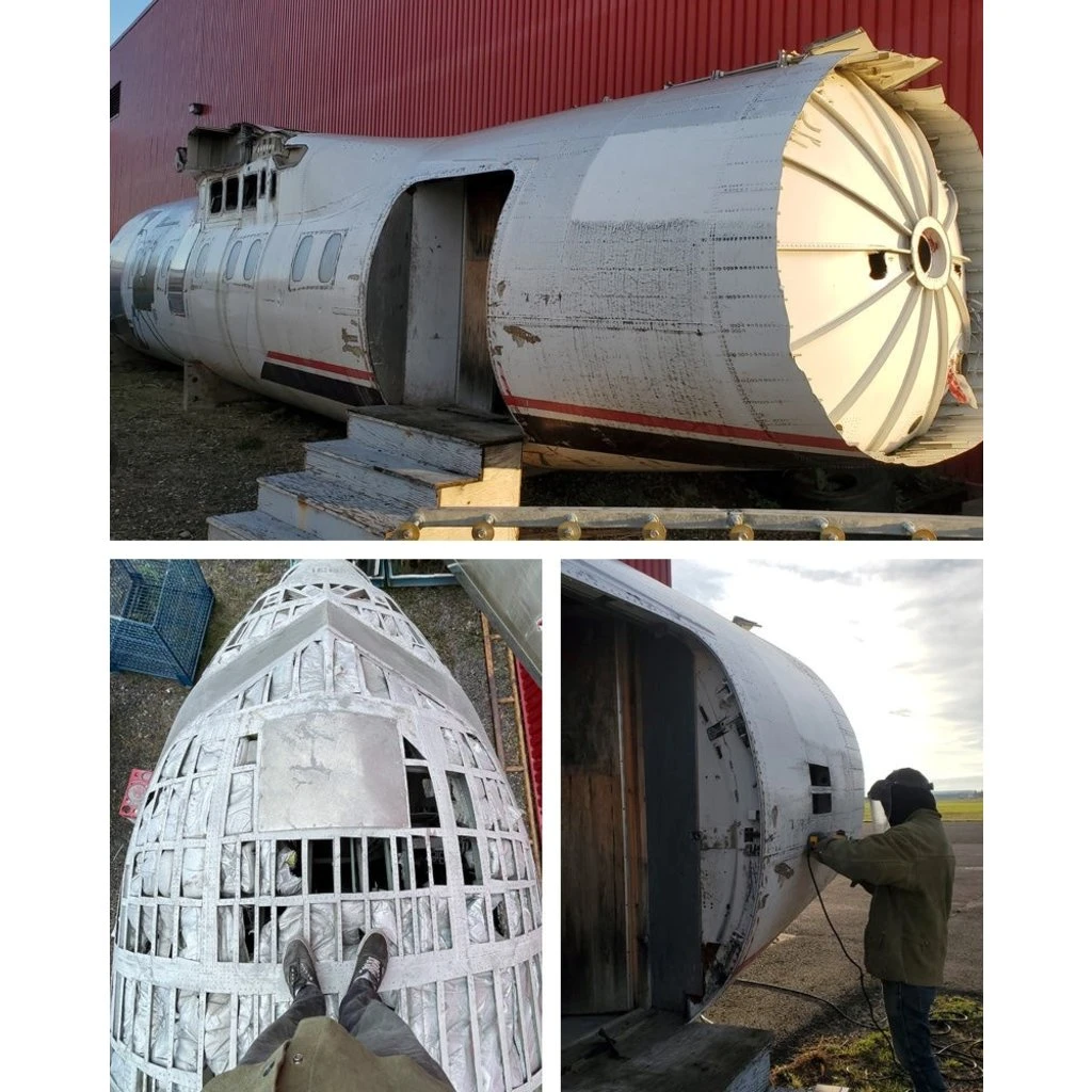 Plane Tag DHC-8 100 Series - Maroon/White 6 Plane Tag DHC-8 100 Series - Maroon/White - Image 4